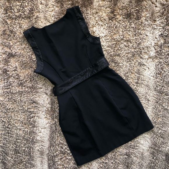 Armani Exchange Ponte Shift Dress - Picture 5 of 7